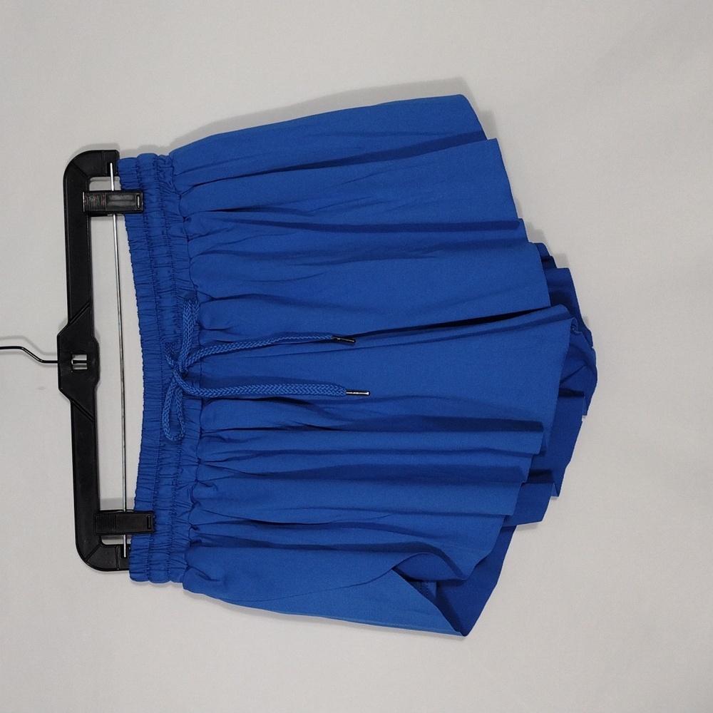 NWT Daybreak Blue Flutter Short Women's Size XL